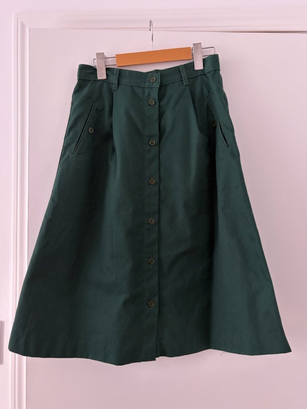 Tabi International dark green button-front A-line midi skirt
